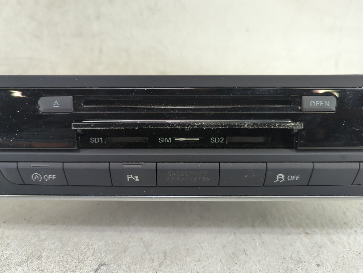 2012-2015 Audi A6 Radio AM FM Cd Player Receiver Replacement P/N:AD10-0169005 005WWDA0303 Fits Fits 2012 2013 2014 2015 OEM 