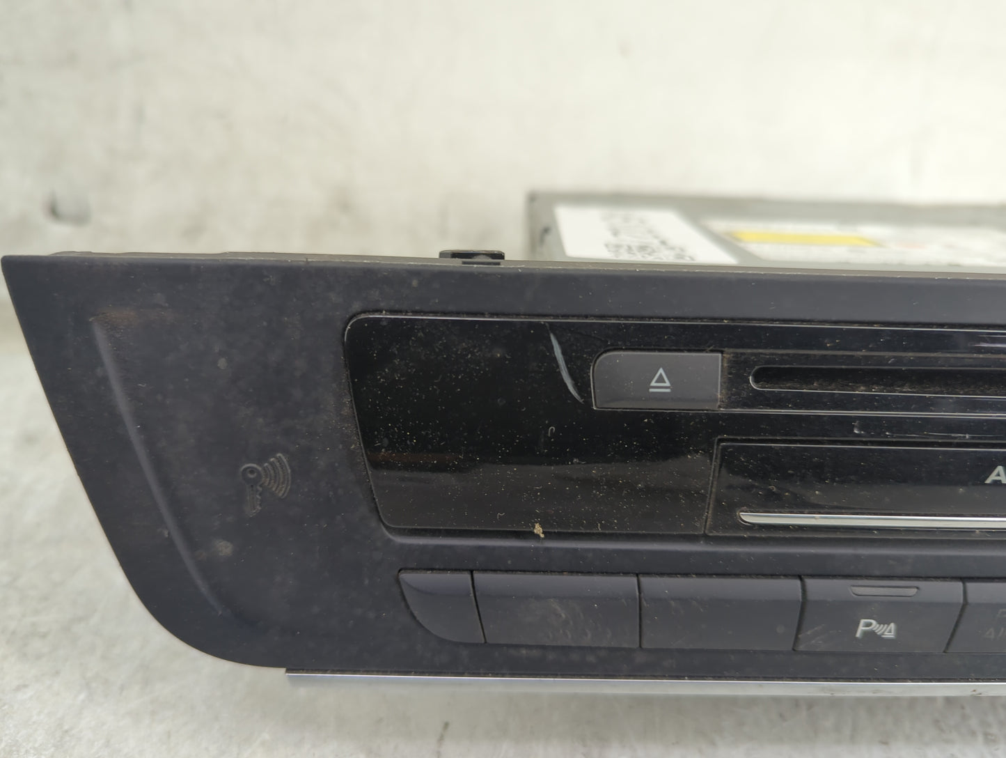 2012-2015 Audi A6 Radio AM FM Cd Player Receiver Replacement P/N:4G0035746D AD10-0169005 Fits Fits 2012 2013 2014 2015 OEM U