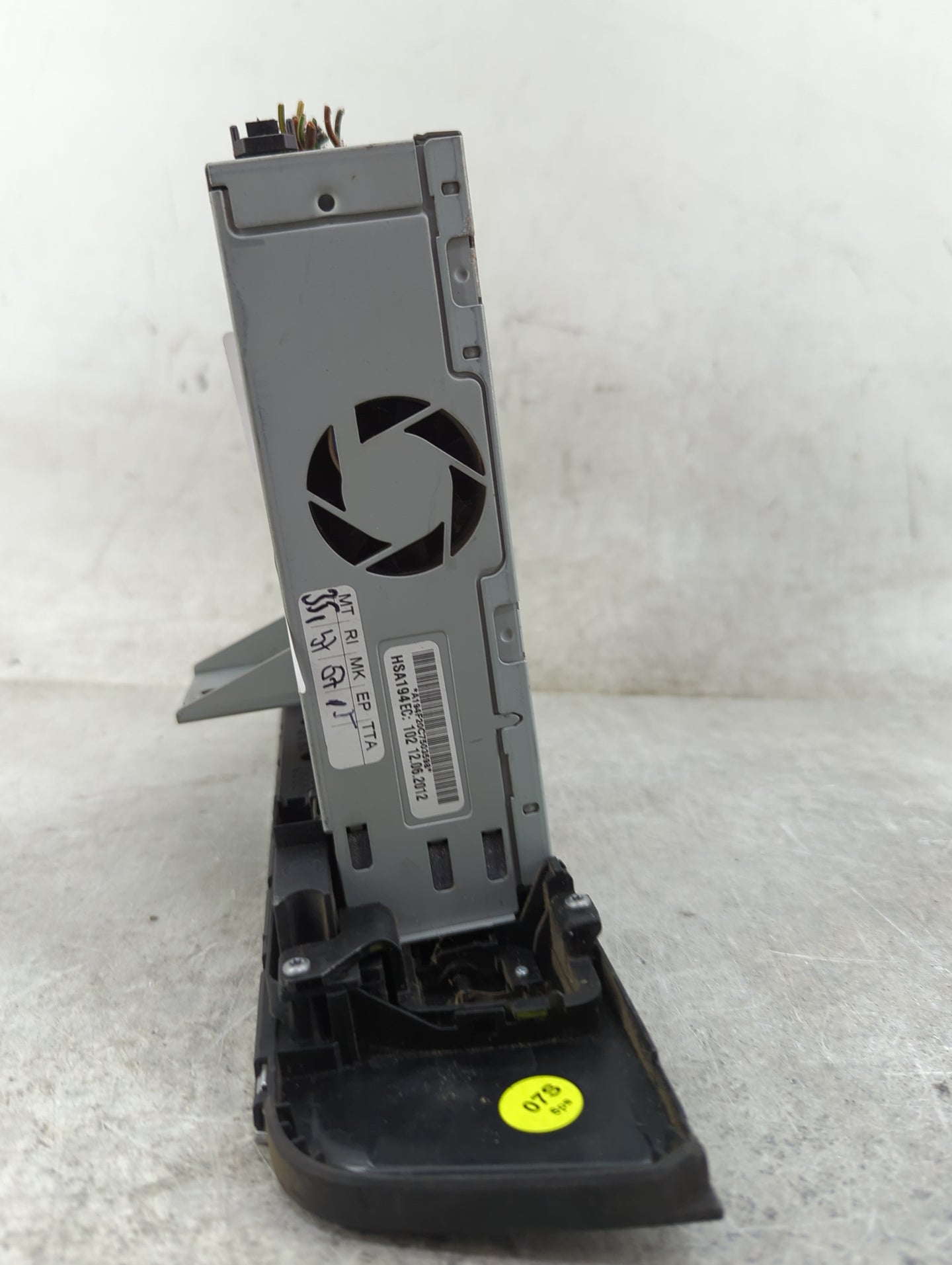 2012-2015 Audi A6 Radio AM FM Cd Player Receiver Replacement P/N:4G0035746B 8X0035110A Fits Fits 2012 2013 2014 2015 OEM Use