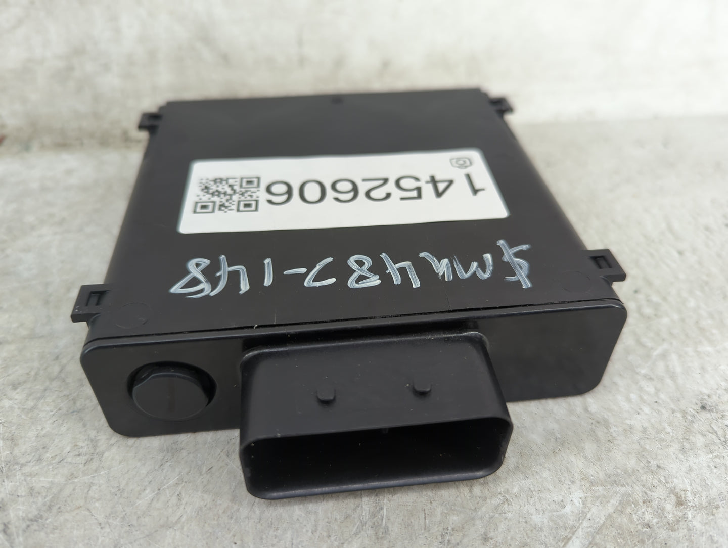 2013-2018 Audi A6 Body Control Module Bcm Inner Cabin Fuse Box - Oemusedautoparts1.com