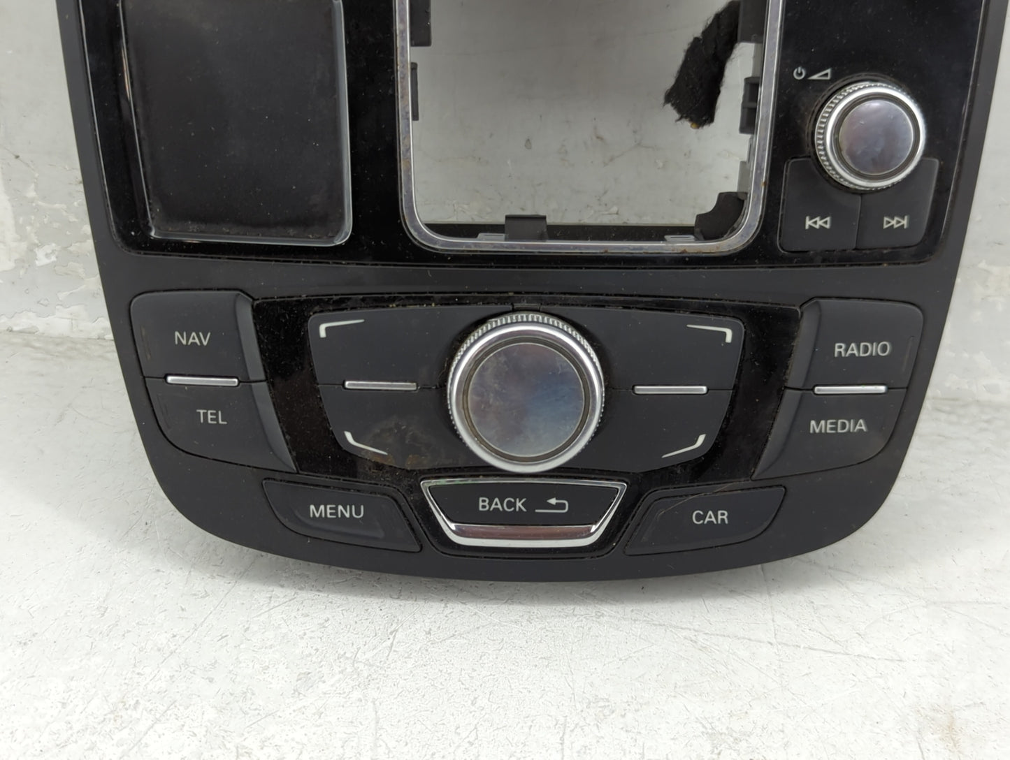 2012-2015 Audi A6 Radio Control Panel - Oemusedautoparts1.com