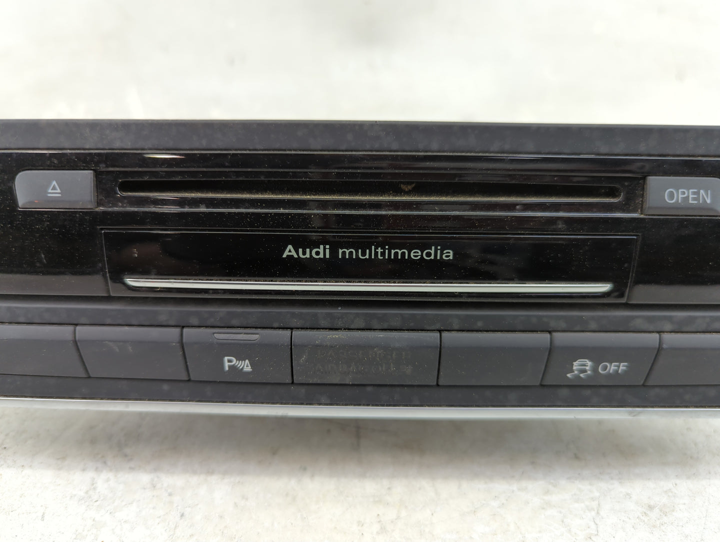 2012-2015 Audi A6 Radio AM FM Cd Player Receiver Replacement P/N:005WWDA0303 AD10-0169005 Fits Fits 2012 2013 2014 2015 OEM 