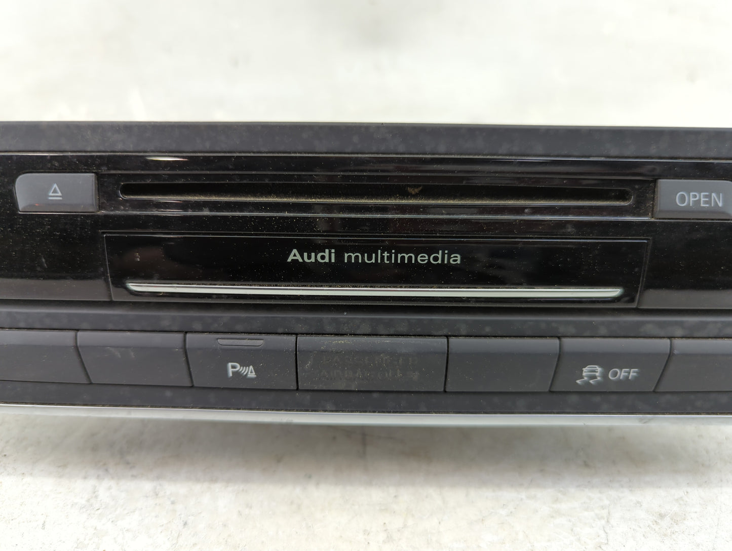 2012-2015 Audi A6 Radio AM FM Cd Player Receiver Replacement P/N:005WWDA0303 AD10-0169005 Fits Fits 2012 2013 2014 2015 OEM 