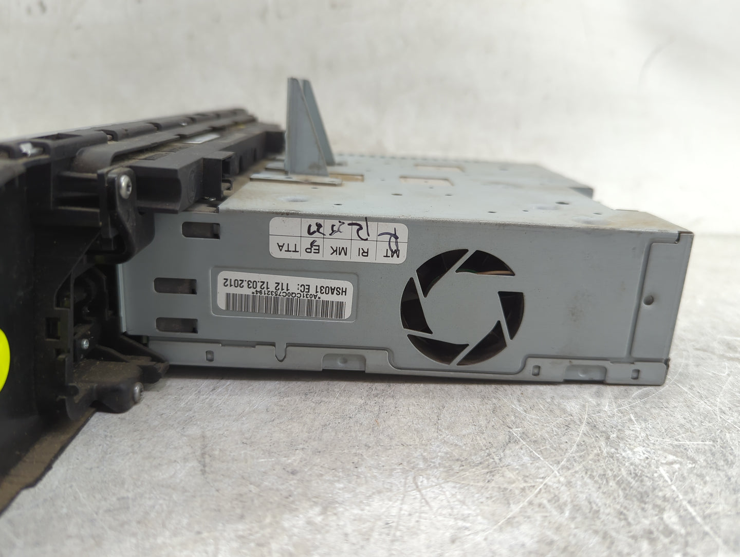 2012-2015 Audi A6 Radio AM FM Cd Player Receiver Replacement P/N:4G0035746D 4G0035746B Fits Fits 2012 2013 2014 2015 OEM Use
