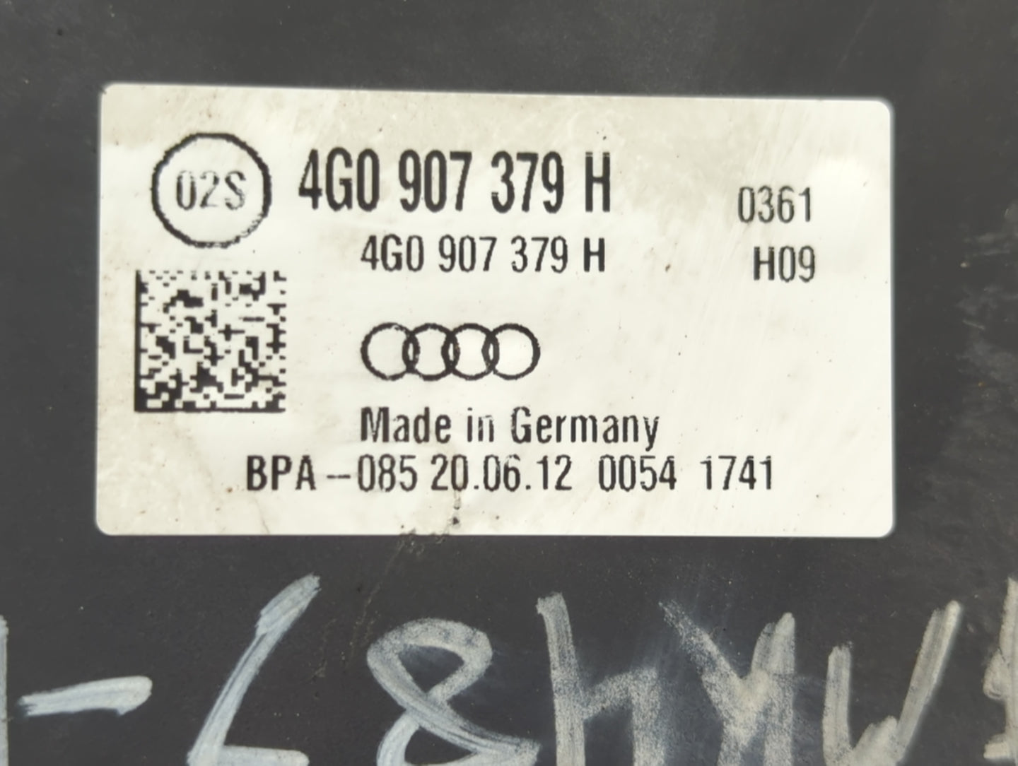 2012-2013 Audi A6 ABS Pump Control Module Replacement P/N:4G0 907 379 H Fits Fits 2012 2013 2014 2015 OEM Used Auto Parts - 