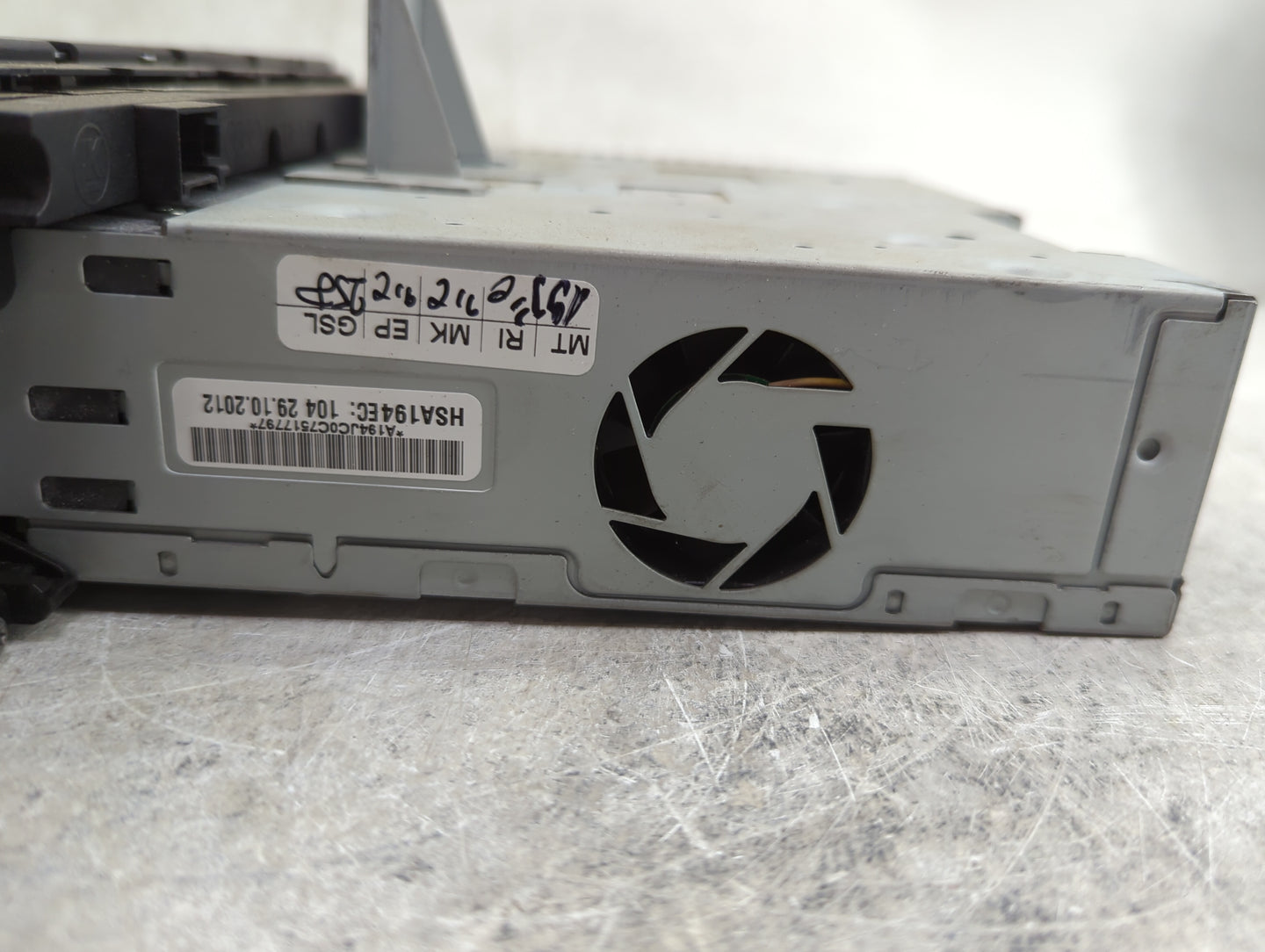 2012-2015 Audi A6 Radio AM FM Cd Player Receiver Replacement P/N:4G0035746D 4G0035746B Fits Fits 2012 2013 2014 2015 OEM Use