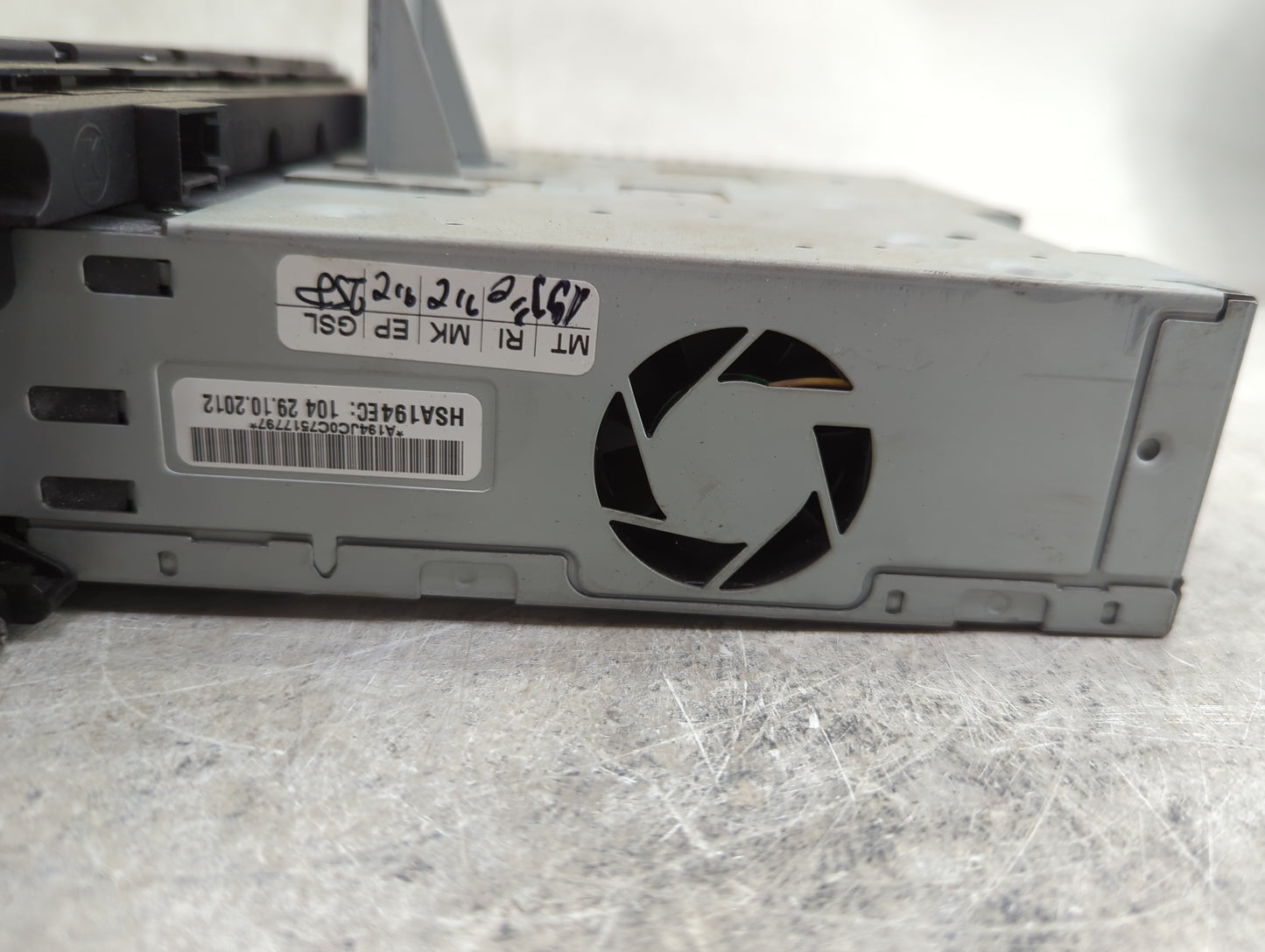 2012-2015 Audi A6 Radio AM FM Cd Player Receiver Replacement P/N:4G0035746D 4G0035746B Fits Fits 2012 2013 2014 2015 OEM Use