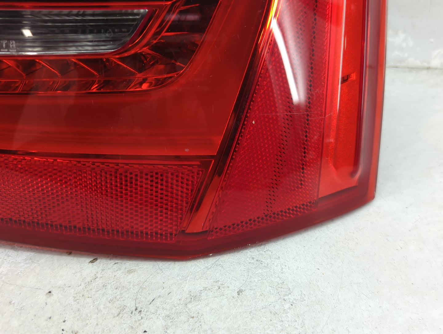 2012-2015 Audi A6 Tail Light Assembly Passenger Right OEM P/N:90003930 Fits Fits 2012 2013 2014 2015 OEM Used Auto Parts - O