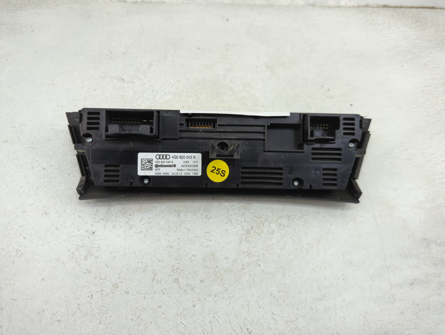 2012-2015 Audi A6 Climate Control Module Temperature AC/Heater Replacement P/N:4G0 820 043 N 4G0 820 043 AG Fits OEM Used Au