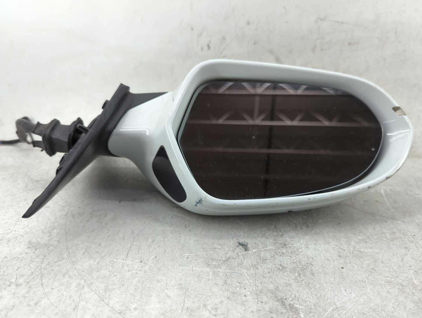 2012-2013 Audi A6 Driver Side View Mirror - Left Door Mirror OEM Used - Oemusedautoparts1.com