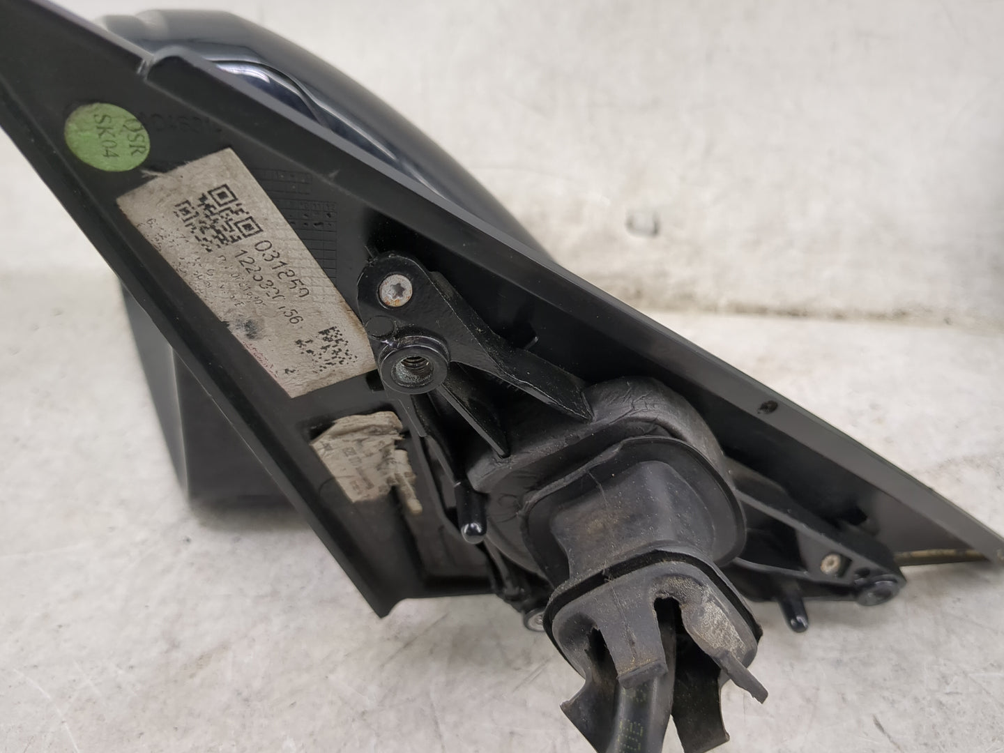 2012-2013 Audi A6 Driver Side View Mirror - Left Door Mirror OEM Used - Oemusedautoparts1.com