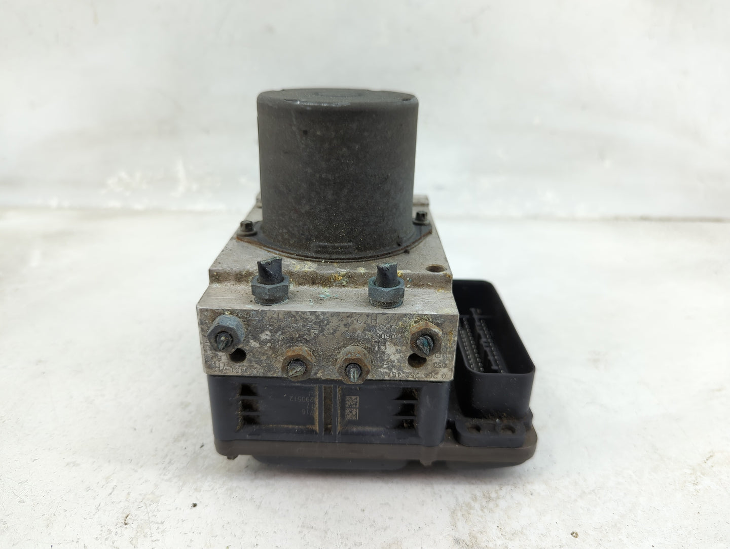 2012-2013 Audi A6 ABS Pump Control Module Replacement P/N:4G0907379H 0285860420, 20604R0105 Fits Fits 2012 2013 2014 2015 OE