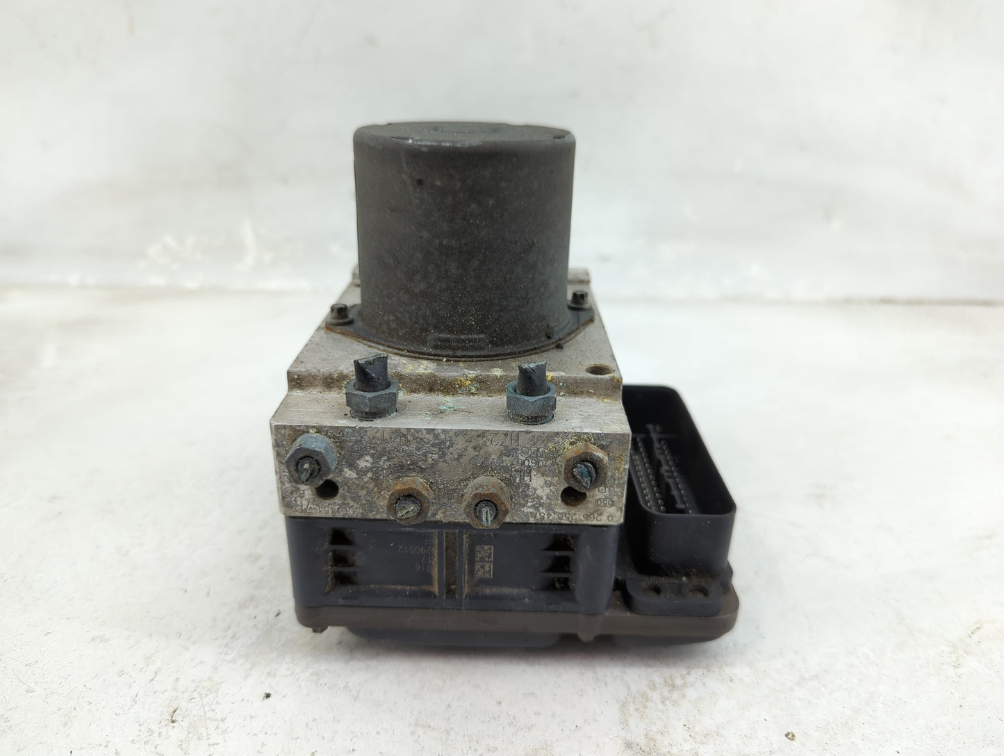 2012-2013 Audi A6 ABS Pump Control Module Replacement P/N:4G0907379H 0285860420, 20604R0105 Fits Fits 2012 2013 2014 2015 OE