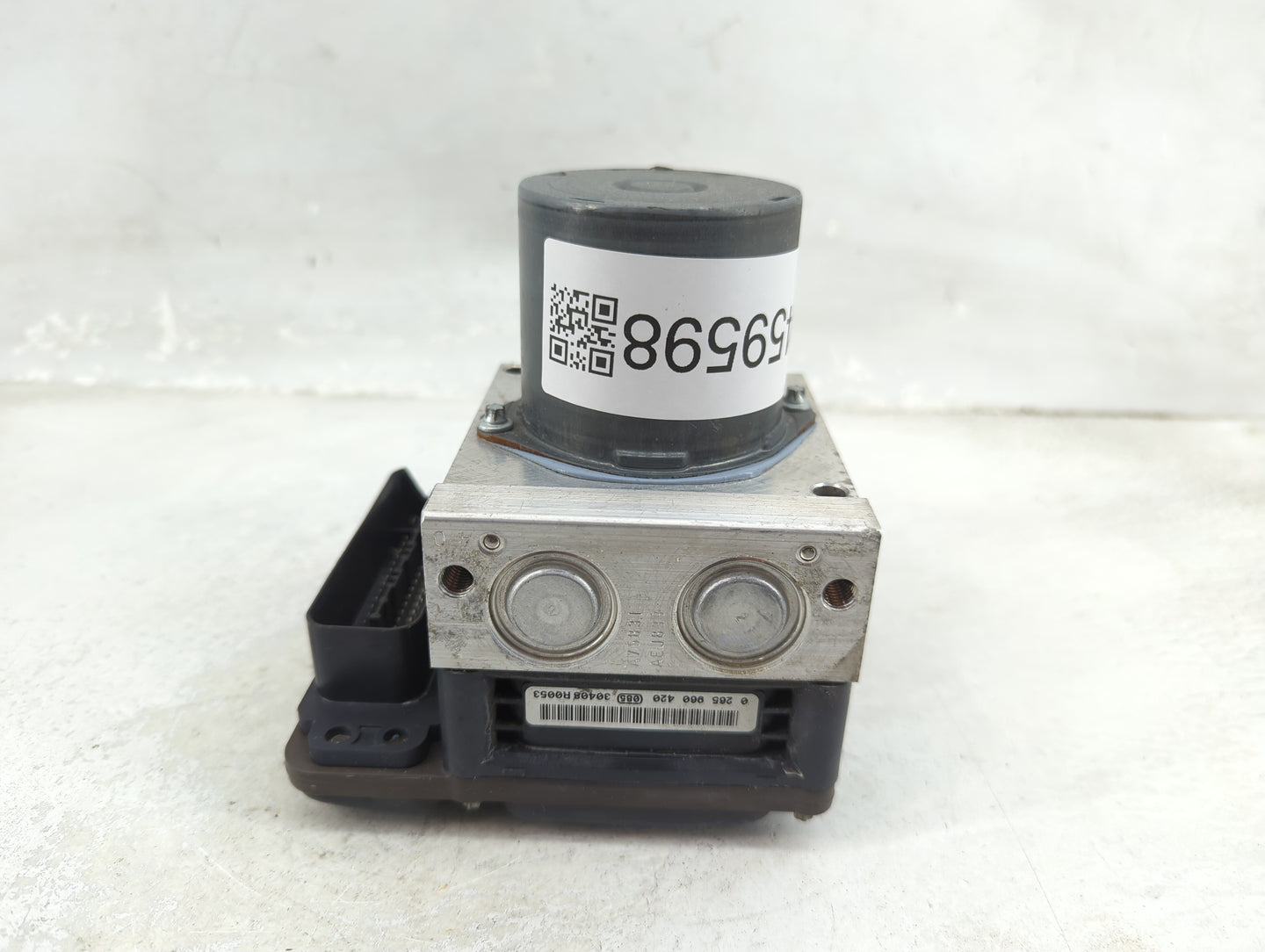 2012-2013 Audi A6 ABS Pump Control Module Replacement P/N:4G0907379H 0265250487, 0265005420 Fits Fits 2012 2013 2014 2015 OE