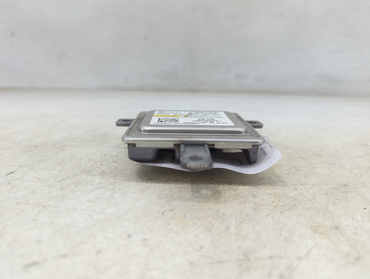 2013 Audi A6 Headlight Ballast Head Light 1462931 - Oemusedautoparts1.com