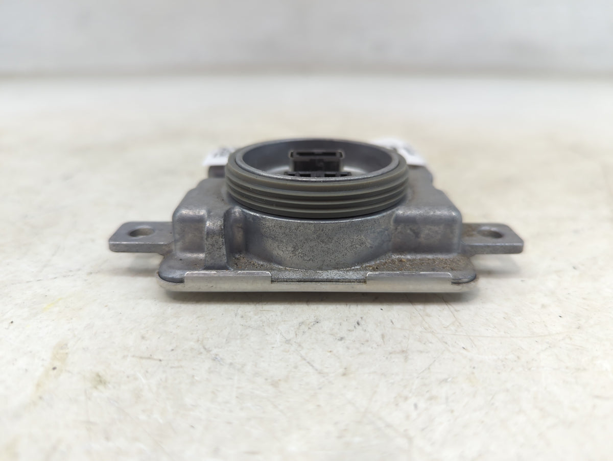 2013 Audi A6 Headlight Ballast Head Light 1462931 - Oemusedautoparts1.com
