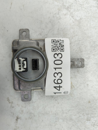 compare product 2013 Audi A6 Headlight Ballast Head Light 1463103