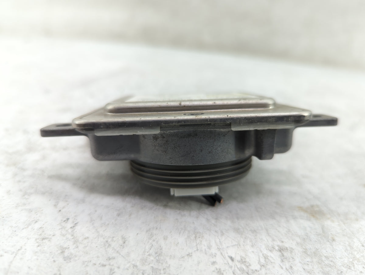 2013 Audi A6 Headlight Ballast Head Light 1463103 - Oemusedautoparts1.com