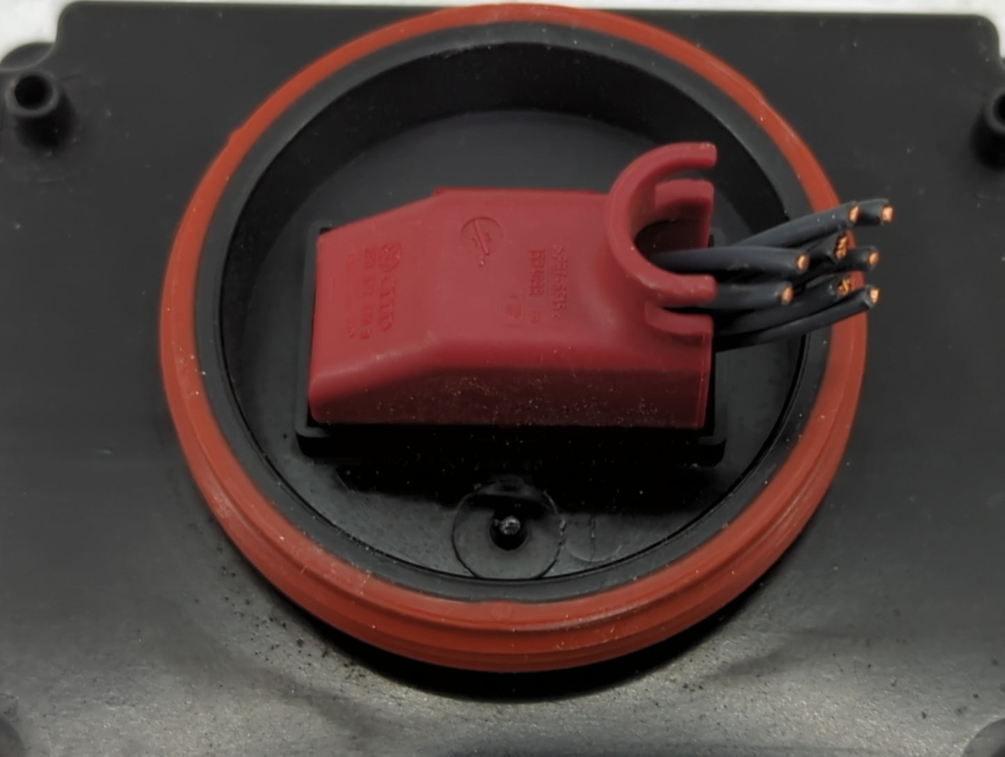 2013-2013 Audi A6 Headlight Ballast Head Light 1463104 - Oemusedautoparts1.com