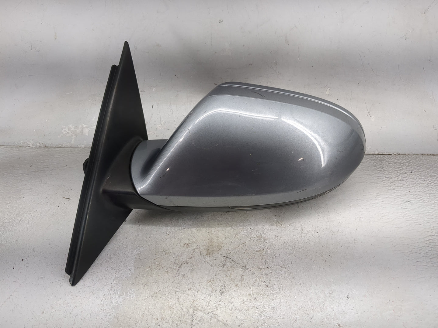2012-2013 Audi A6 Driver Side View Mirror - Left Door Mirror OEM Used - Oemusedautoparts1.com