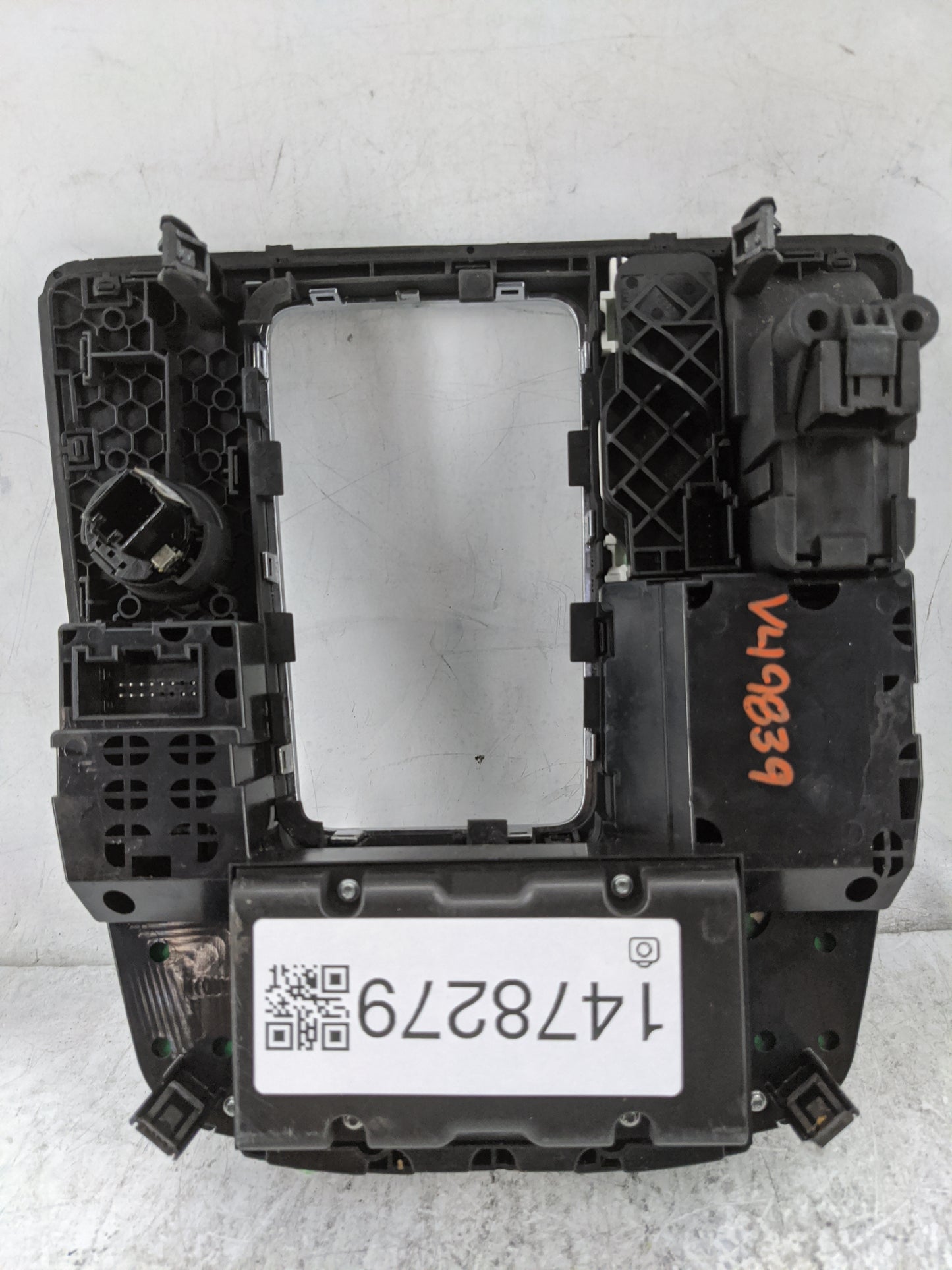 2012-2015 Audi A6 Radio Control Panel 1478279 - Oemusedautoparts1.com