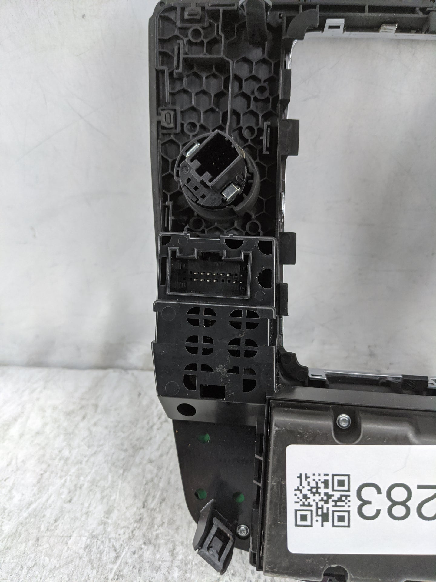 2012-2015 Audi A6 Radio Control Panel 1478283 - Oemusedautoparts1.com