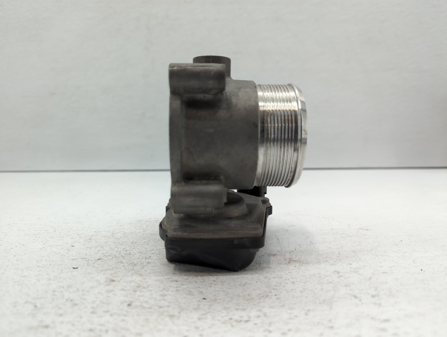 2012-2018 Audi A6 Throttle Body P/N:06F 133 062 Q Fits OEM Used Auto Parts - Oemusedautoparts1.com
