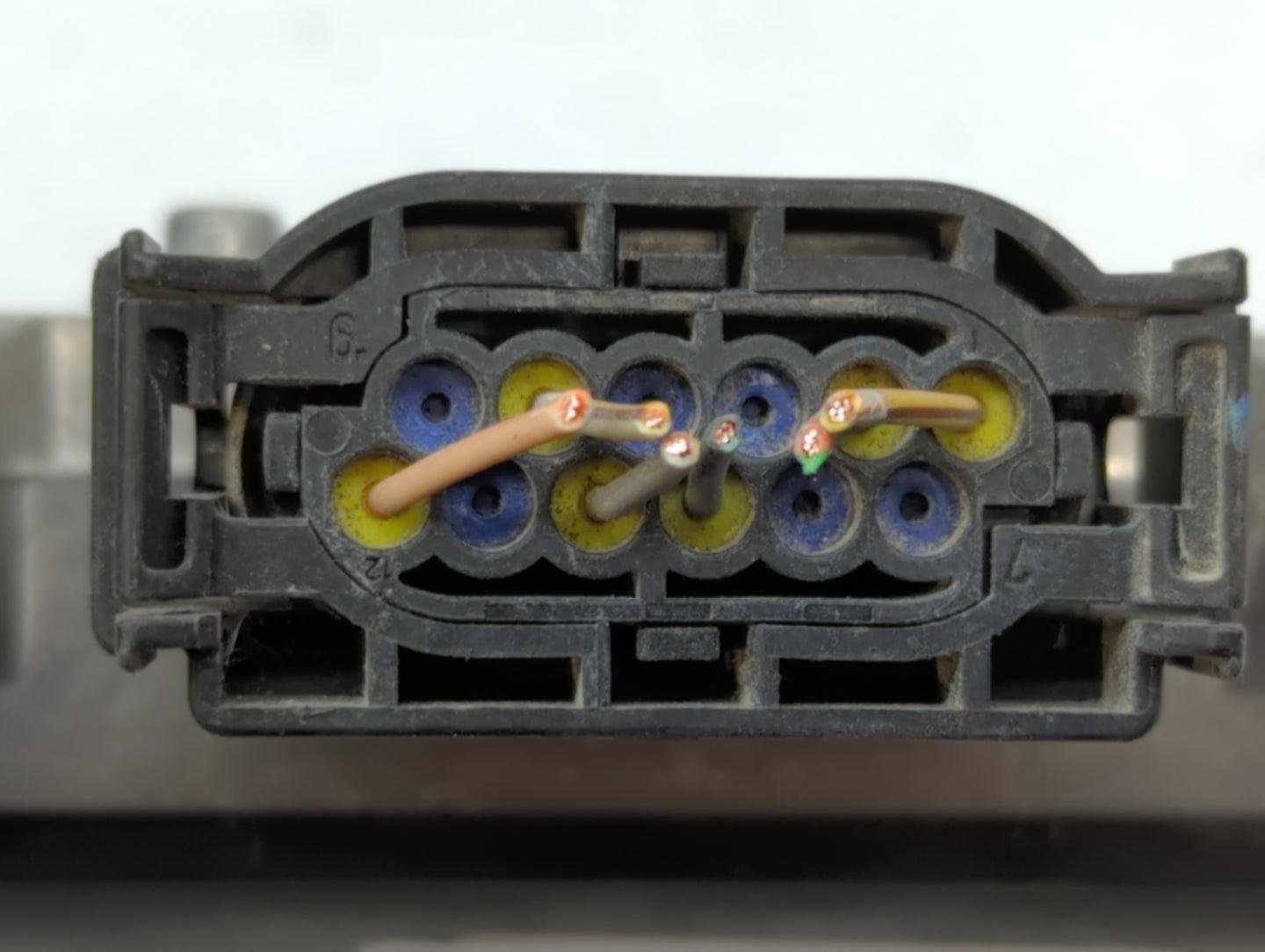 2012-2015 Audi A6 Chassis Control Module Ccm Bcm Body Control - Oemusedautoparts1.com