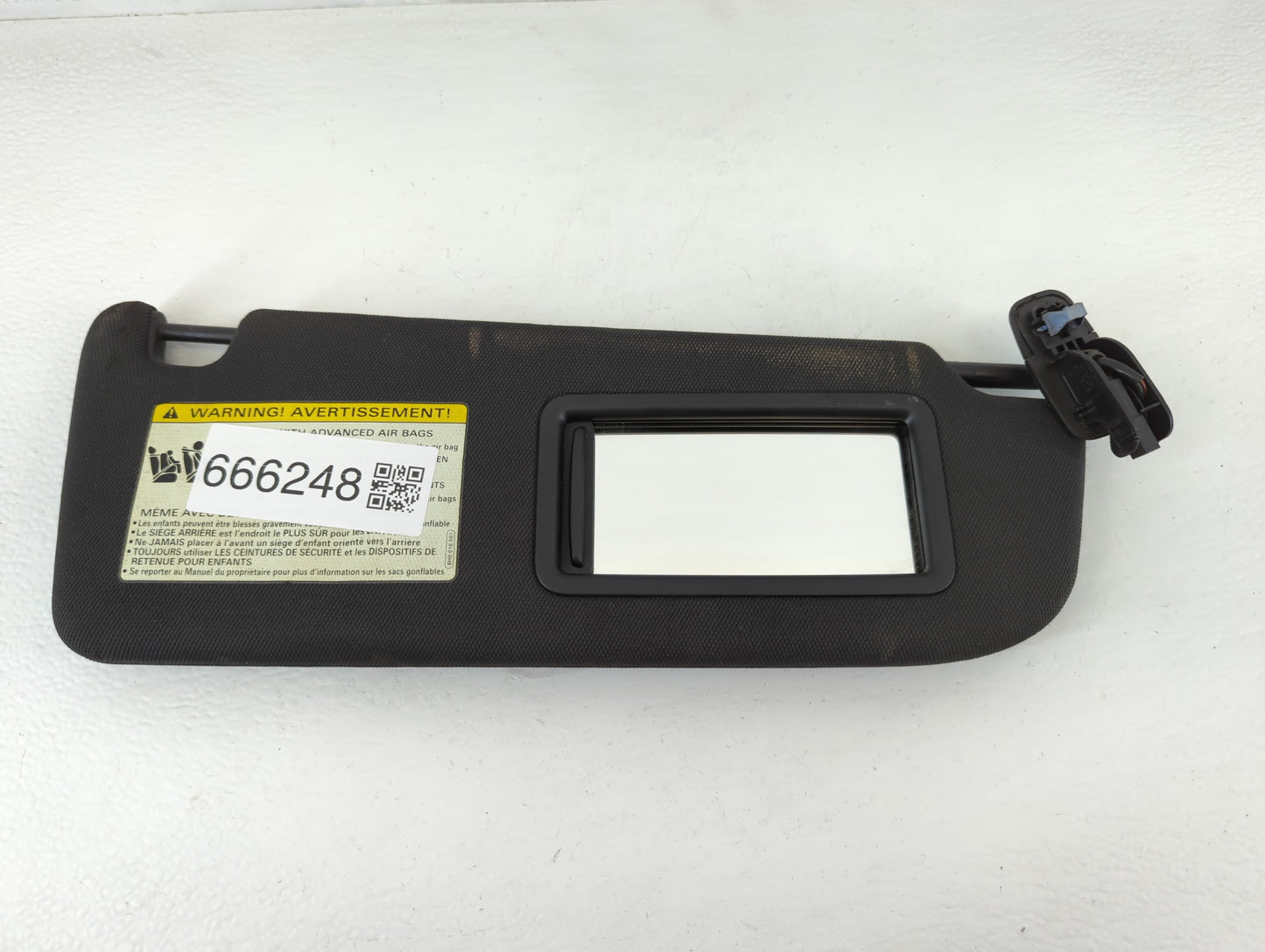 2012-2015 Audi A6 Sun Visor Shade Replacement Passenger Right Mirror Fits Fits 2012 2013 2014 2015 2016 2017 OEM Used Auto P