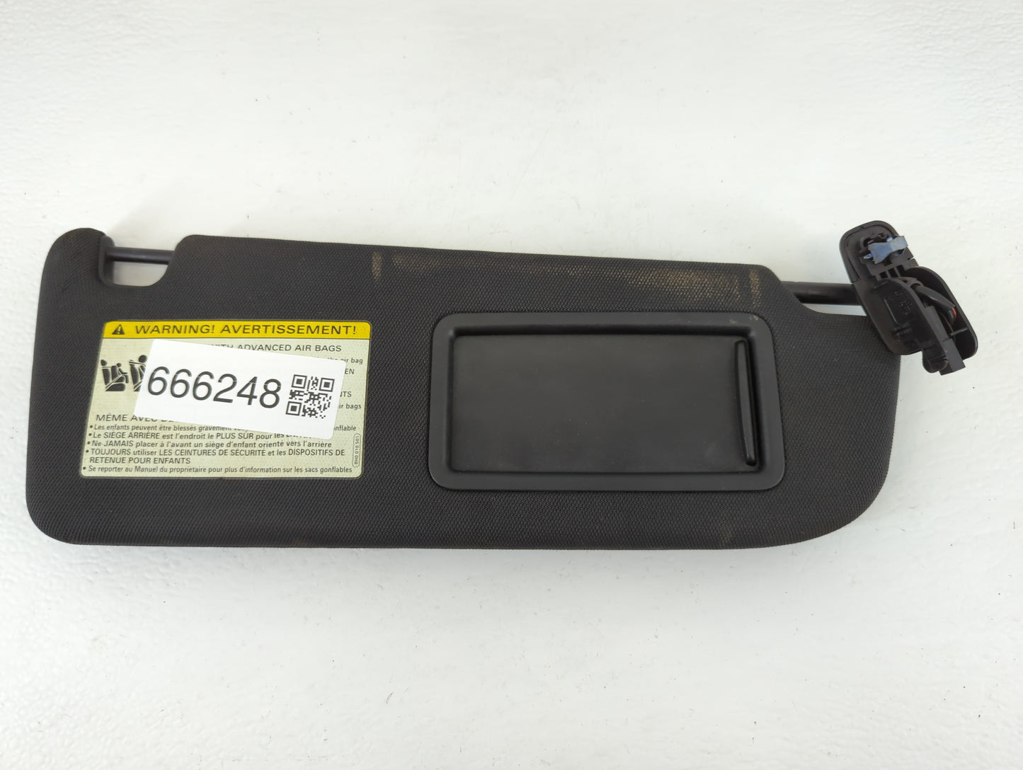 2012-2015 Audi A6 Sun Visor Shade Replacement Passenger Right Mirror Fits Fits 2012 2013 2014 2015 2016 2017 OEM Used Auto P