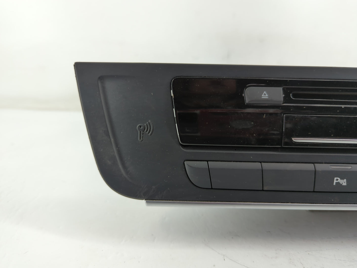 2012-2015 Audi A6 Radio AM FM Cd Player Receiver Replacement P/N:005WWDA0303 AD10-0169005 Fits Fits 2012 2013 2014 2015 OEM 