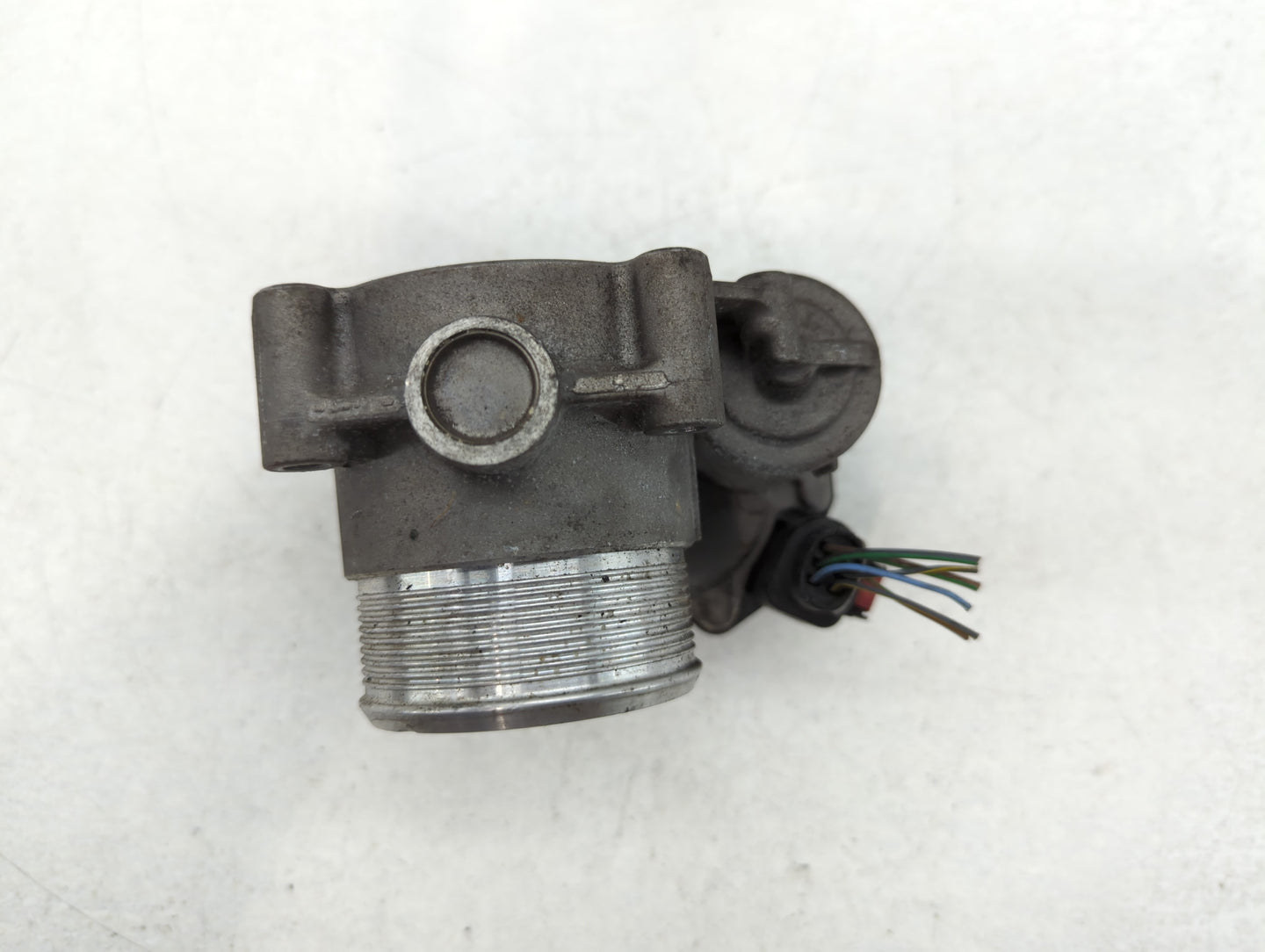 2012-2018 Audi A6 Throttle Body P/N:06F 133 062 Q Fits OEM Used Auto Parts - Oemusedautoparts1.com