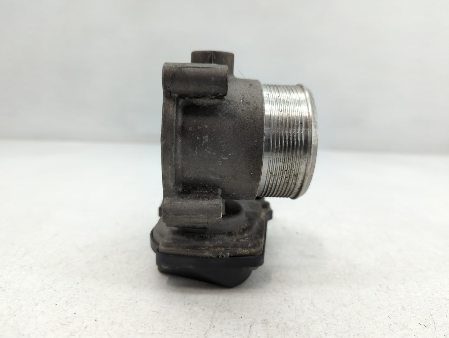 2012-2018 Audi A6 Throttle Body P/N:06F 133 062 Q Fits OEM Used Auto Parts - Oemusedautoparts1.com