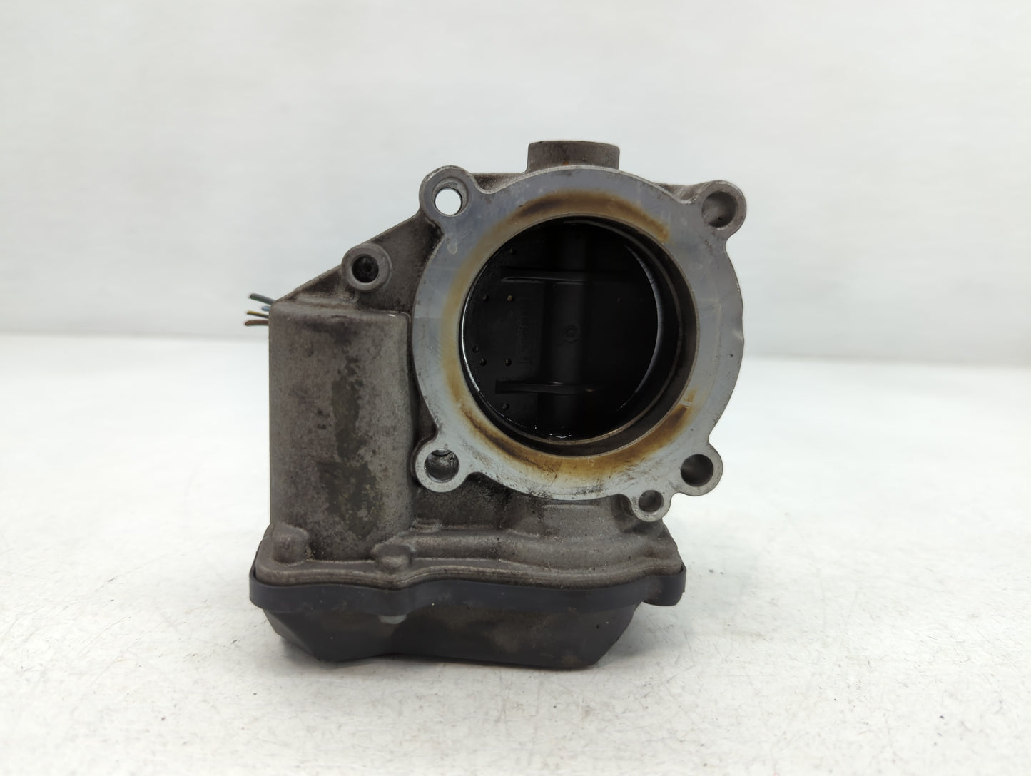 2012-2018 Audi A6 Throttle Body P/N:06F 133 062 Q Fits OEM Used Auto Parts - Oemusedautoparts1.com