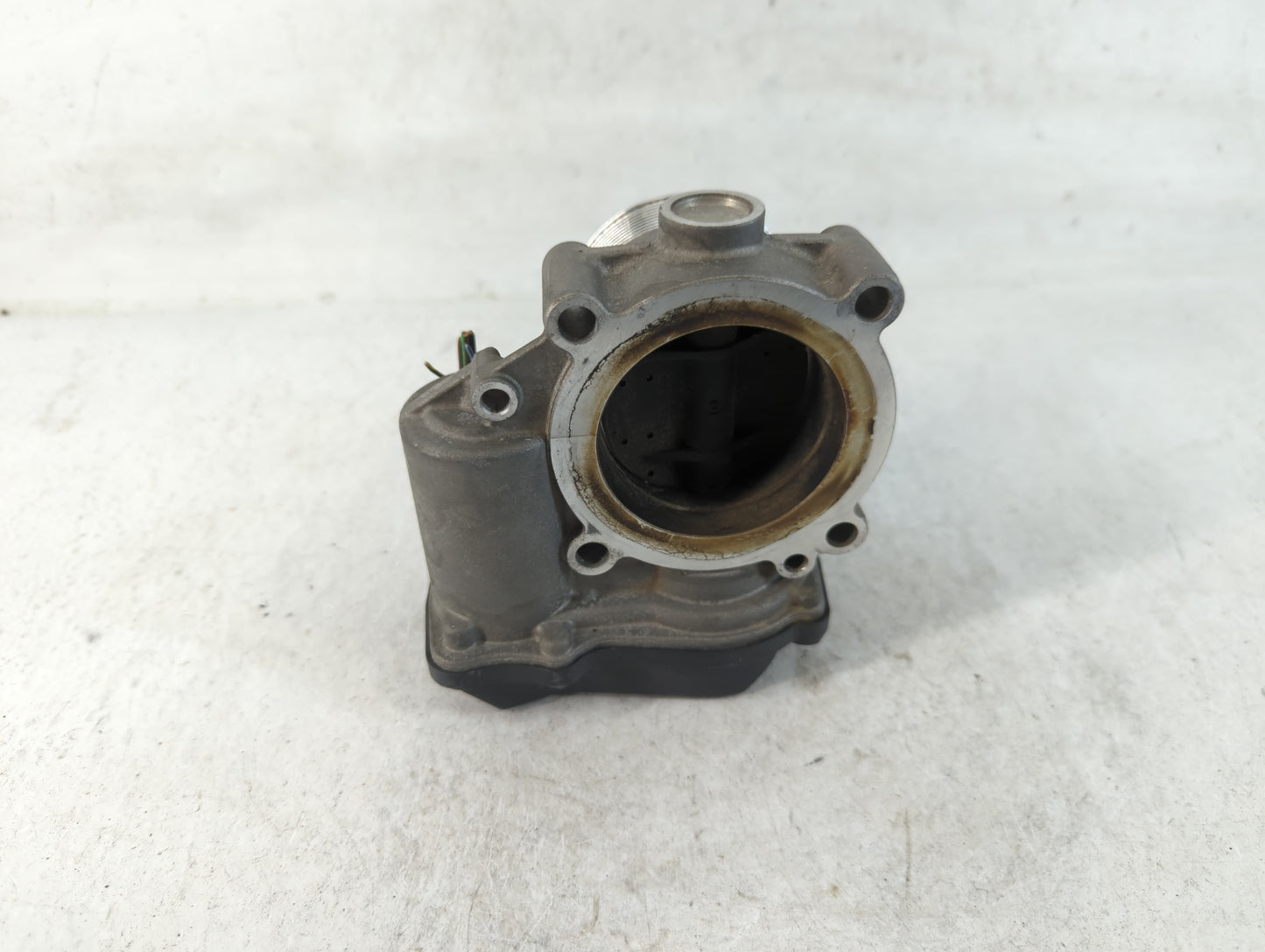 2012-2018 Audi A6 Throttle Body P/N:06F 133 062 Q Fits OEM Used Auto Parts - Oemusedautoparts1.com