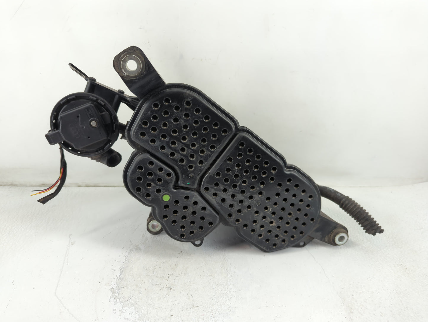 2013 Audi A6 Fuel Vapor Charcoal Canister - Oemusedautoparts1.com