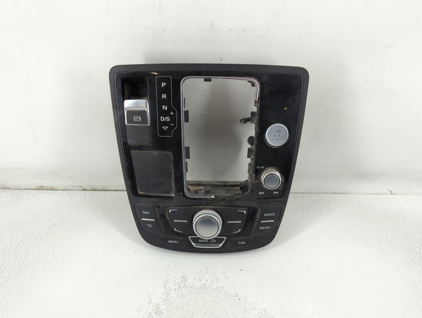 2012-2013 Audi A6 Radio Control Panel - Oemusedautoparts1.com