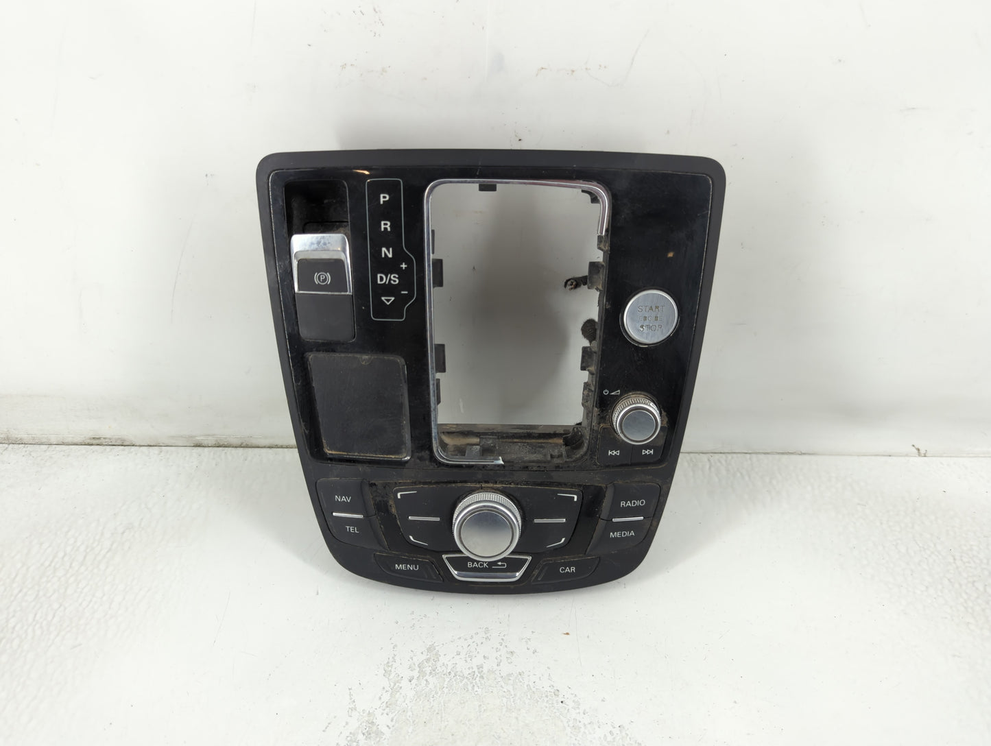 2012-2013 Audi A6 Radio Control Panel - Oemusedautoparts1.com