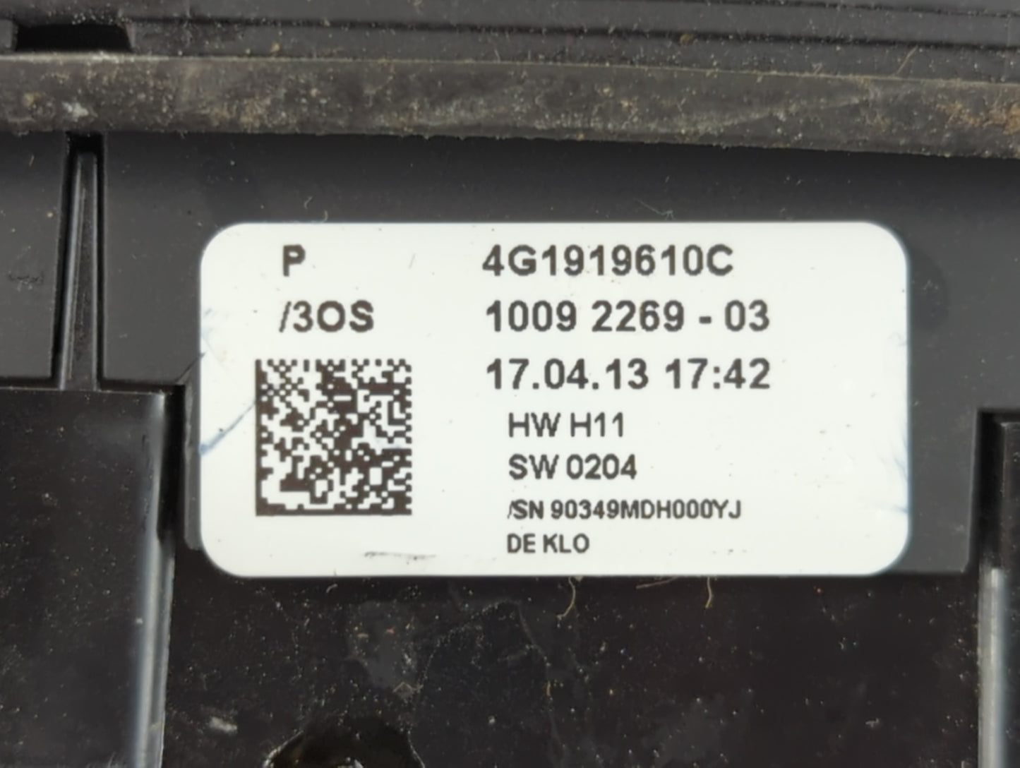 2012-2013 Audi A6 Radio Control Panel - Oemusedautoparts1.com