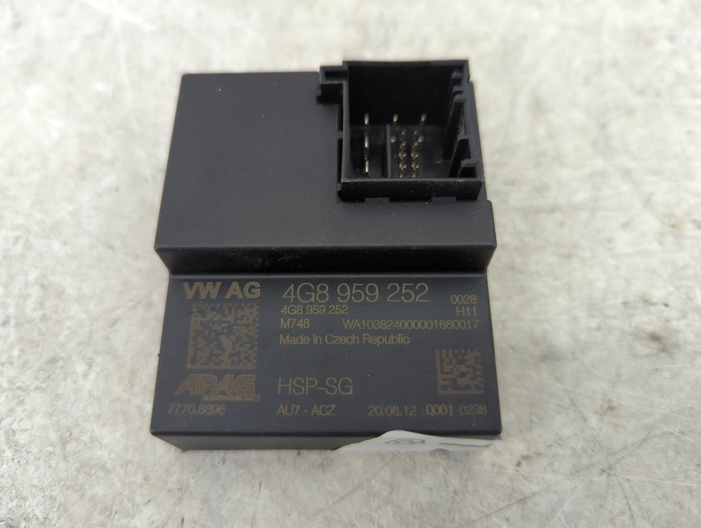 2013 Audi A7 Body Control Module Bcm Inner Cabin Fuse Box 4g8959252 - Oemusedautoparts1.com