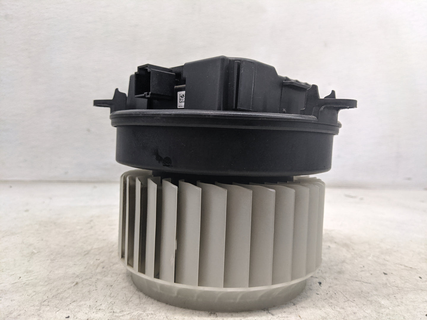 2012-2018 Audi A7 Heater AC Blower Motor P/N:A62240-111 4H1820021B Fits Fits 2011 2012 2013 2014 2015 2016 2017 2018 OEM Use
