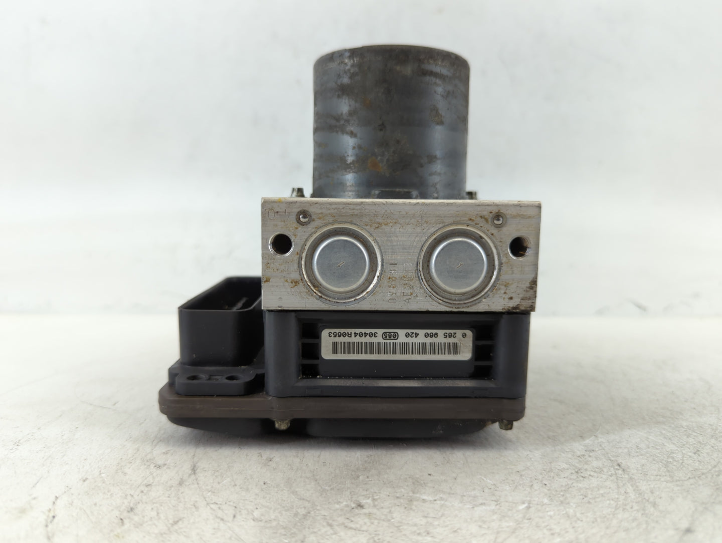 2012-2014 Audi A7 ABS Pump Control Module Replacement P/N:4G0 907 379 H Fits Fits 2012 2013 2014 2015 OEM Used Auto Parts - 
