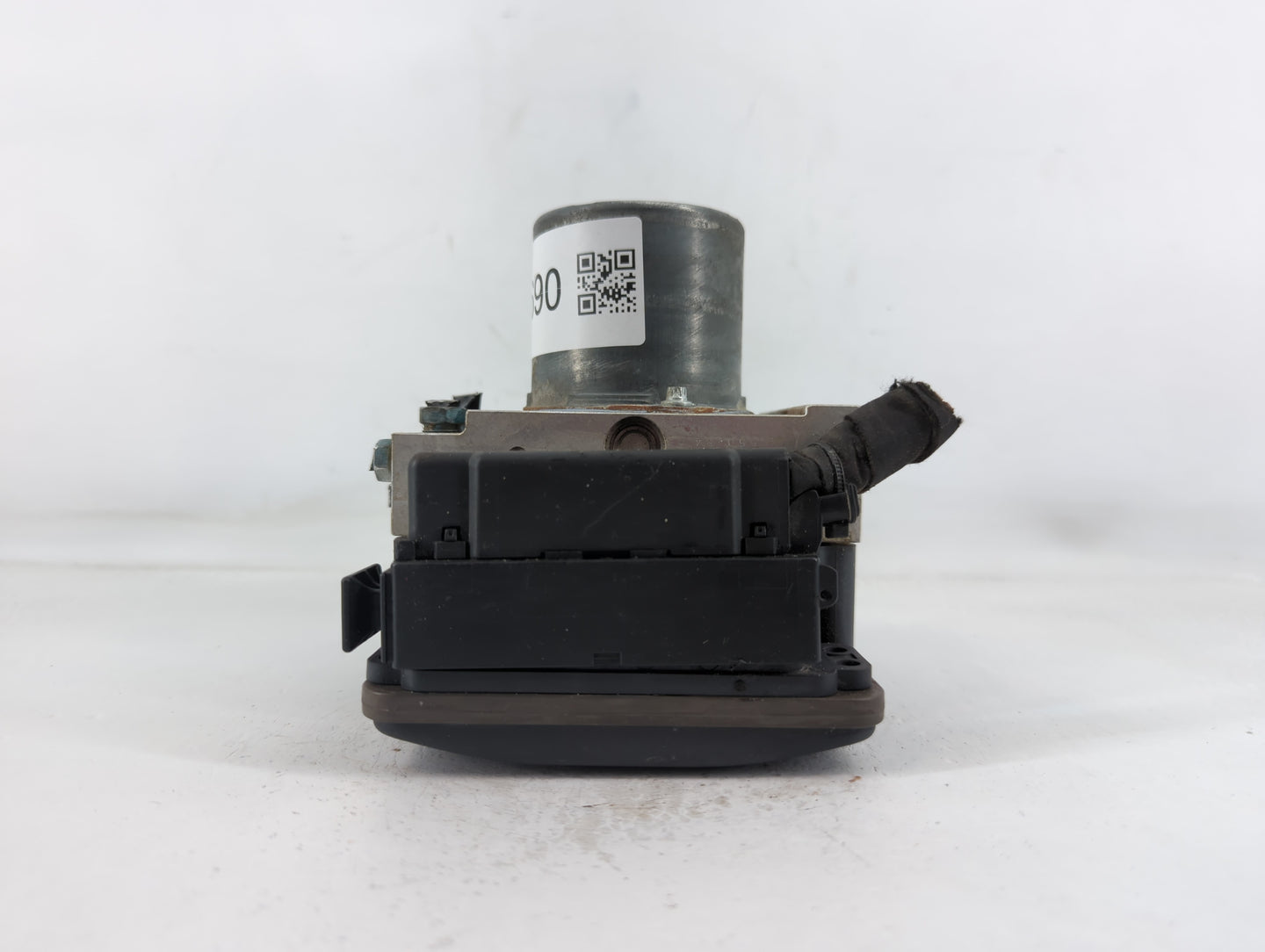 2012-2014 Audi A7 ABS Pump Control Module Replacement P/N:4G0 907 379 H Fits Fits 2012 2013 2014 2015 OEM Used Auto Parts - 