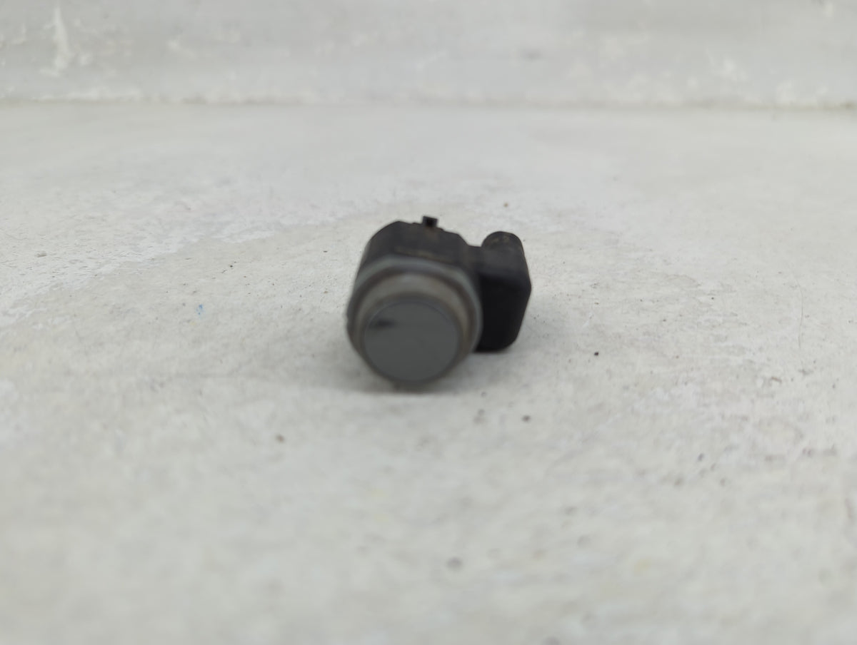 2013 Audi A8 Front Park Assist Sensor Black 1457201 - Oemusedautoparts1.com