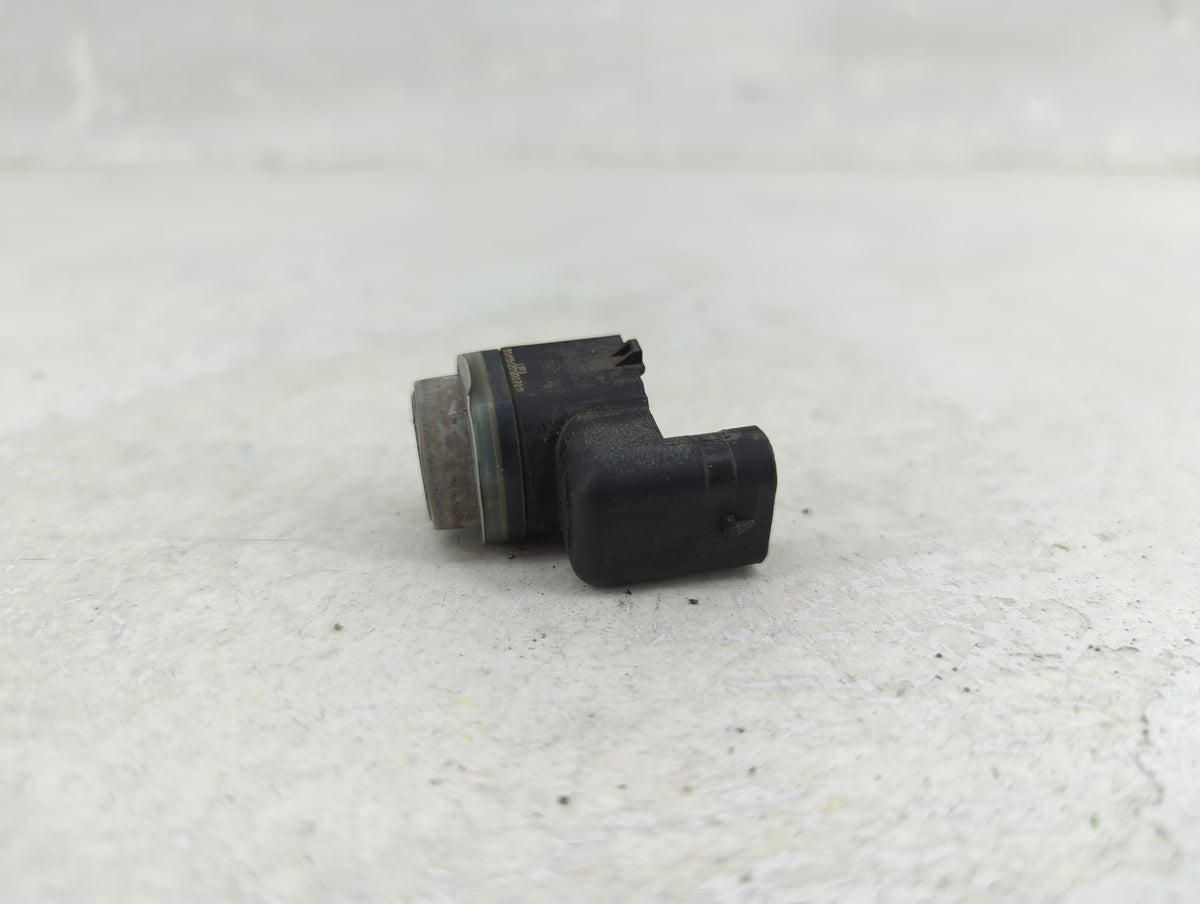 2013 Audi A8 Front Park Assist Sensor Black 1457201 - Oemusedautoparts1.com
