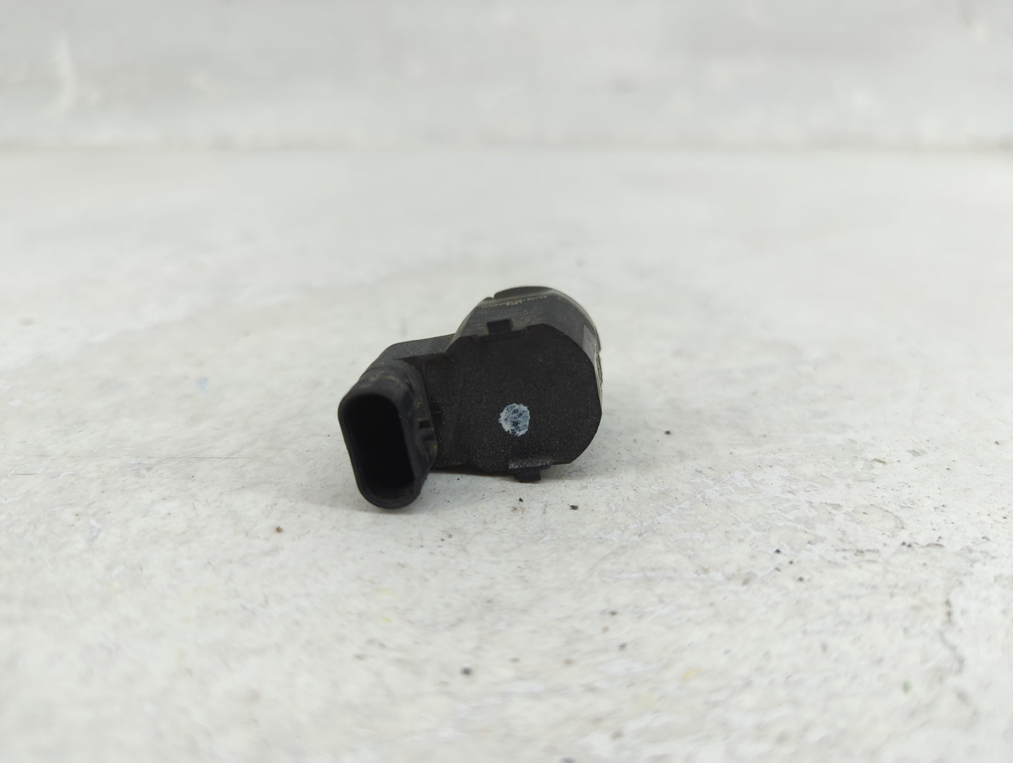 2013 Audi A8 Front Park Assist Sensor Black 1457201 - Oemusedautoparts1.com
