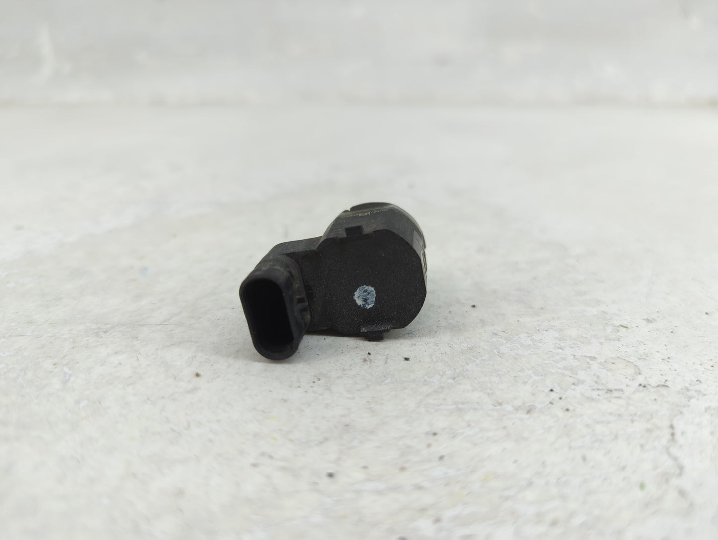 2013 Audi A8 Front Park Assist Sensor Black 1457201 - Oemusedautoparts1.com
