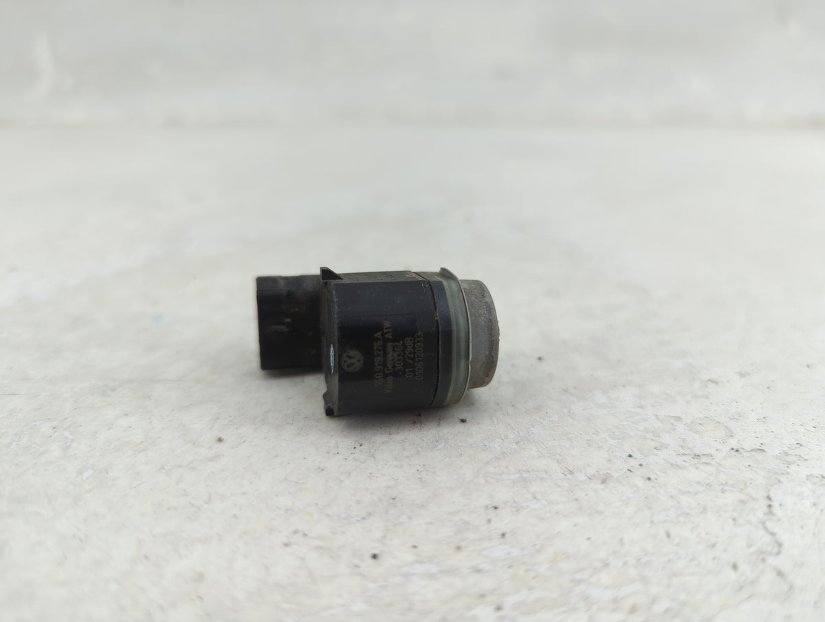 2013 Audi A8 Front Park Assist Sensor Black 1457201 - Oemusedautoparts1.com