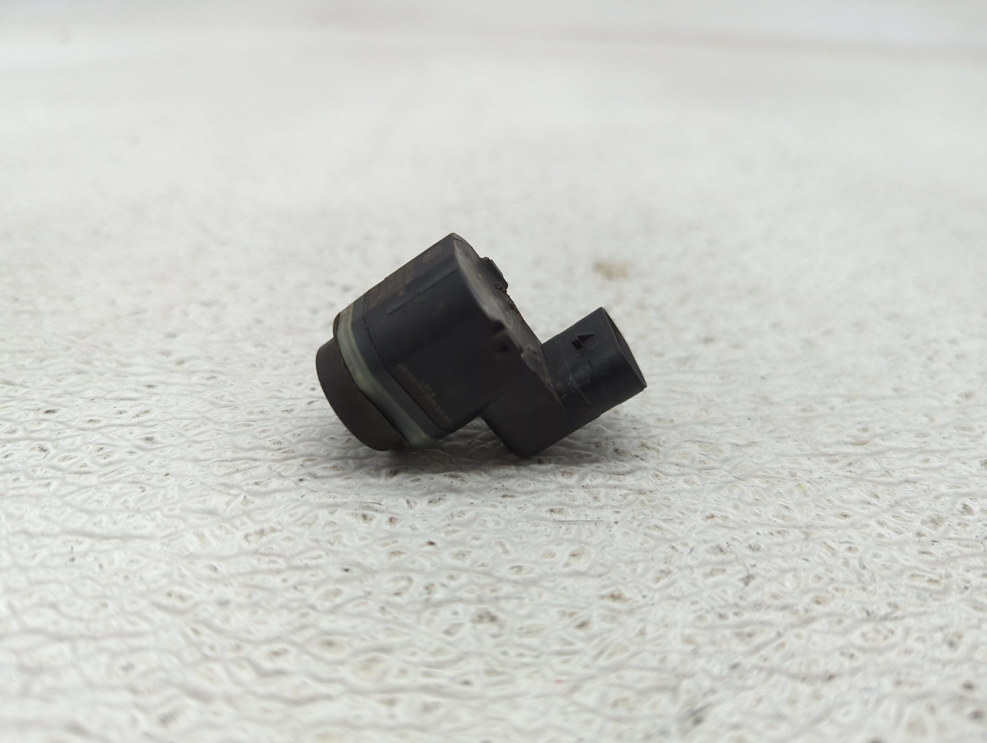 2013 Audi A8 Front Park Assist Sensor Black - Oemusedautoparts1.com