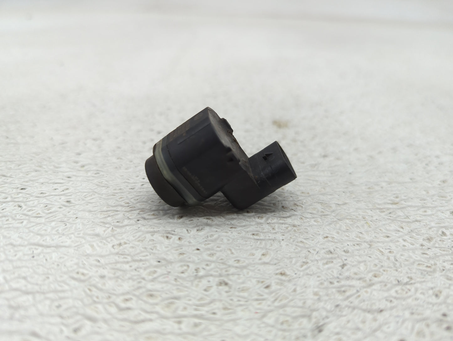 2013 Audi A8 Front Park Assist Sensor Black - Oemusedautoparts1.com